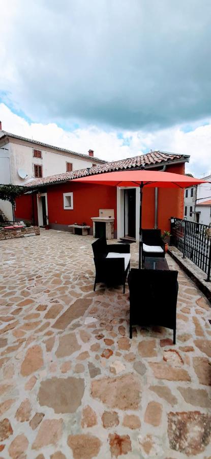 Provvidenza Villa Motovun Bagian luar foto