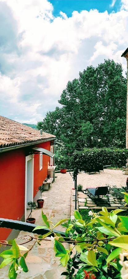 Provvidenza Villa Motovun Bagian luar foto