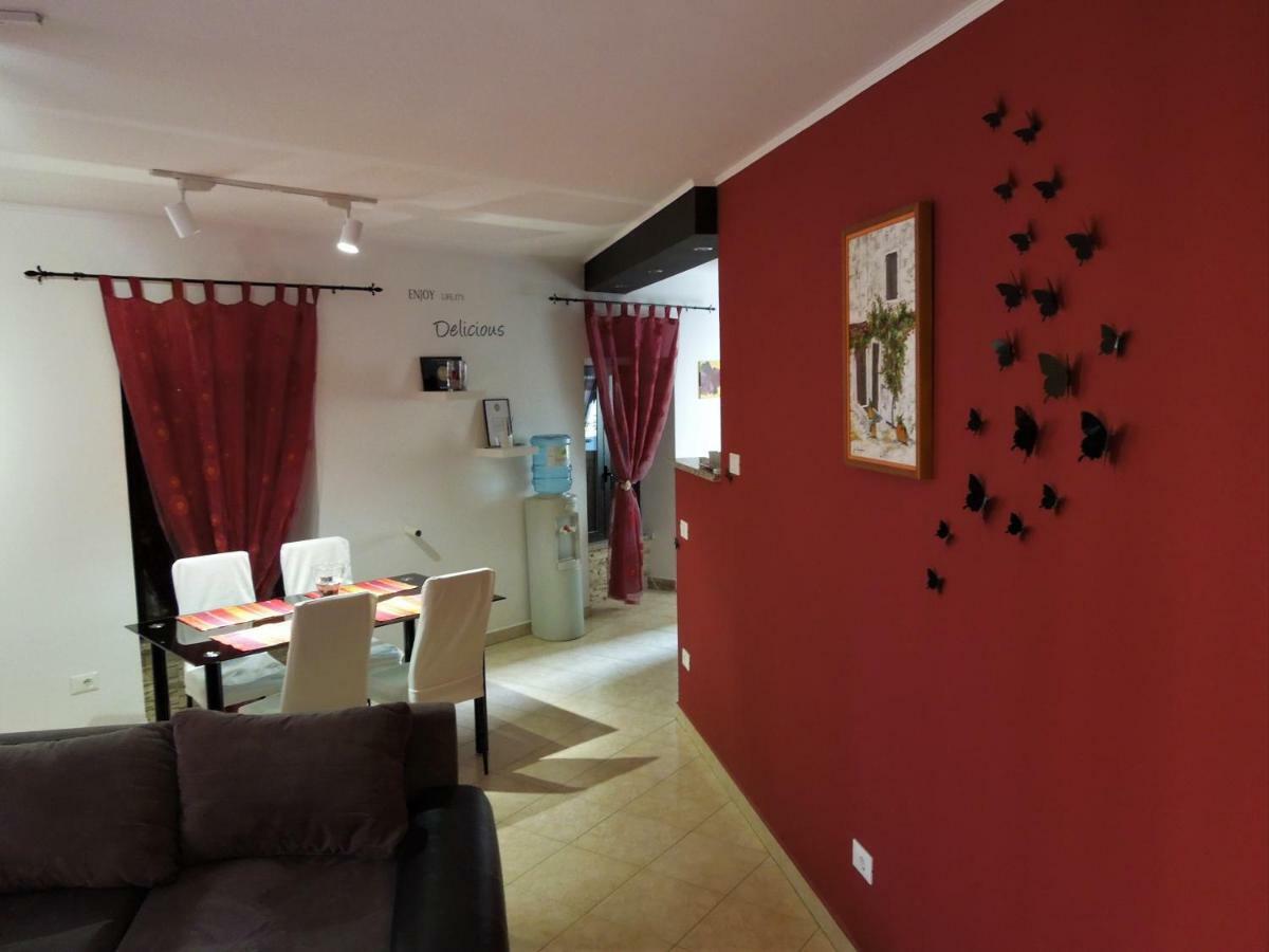 Provvidenza Villa Motovun Bagian luar foto